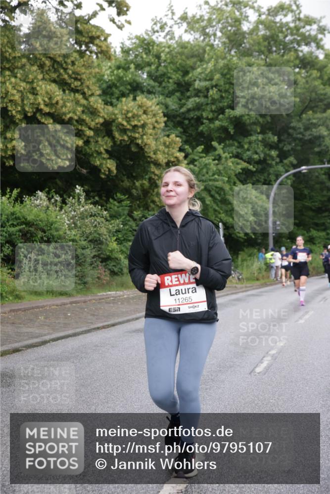 14.06.2026 - REWE Women's Run Jannik Wohlers http://msf.ph/oto/9795107 14.06.2026 09:55:55 Laufen 11265 meine-sportfotos.de