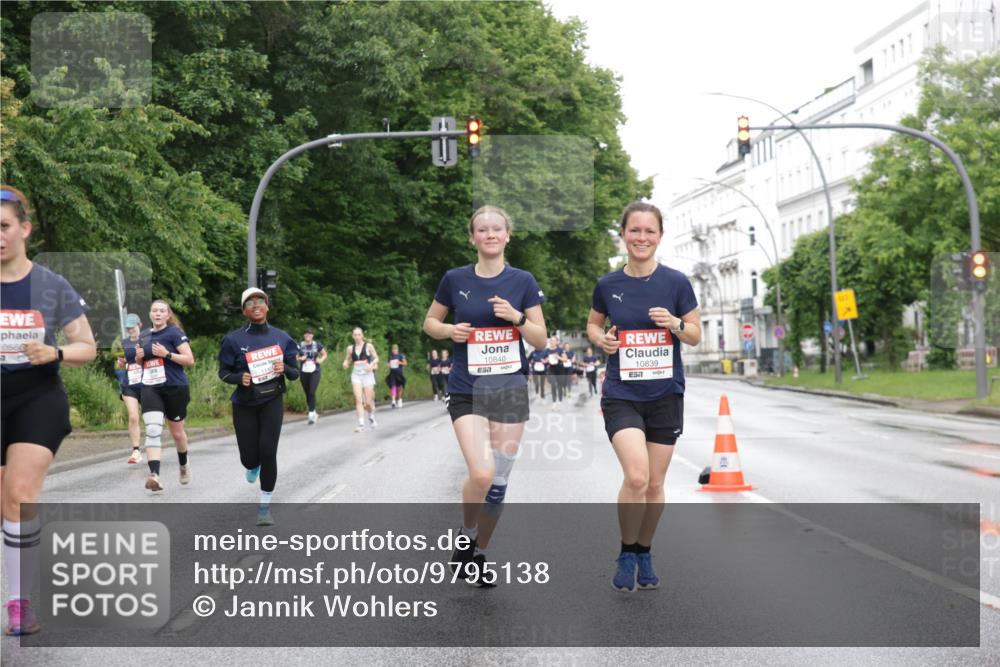 14.06.2026 - REWE Women's Run Jannik Wohlers http://msf.ph/oto/9795138 14.06.2026 09:55:59 Laufen 0566, 10840, 57, 10839, 57 meine-sportfotos.de