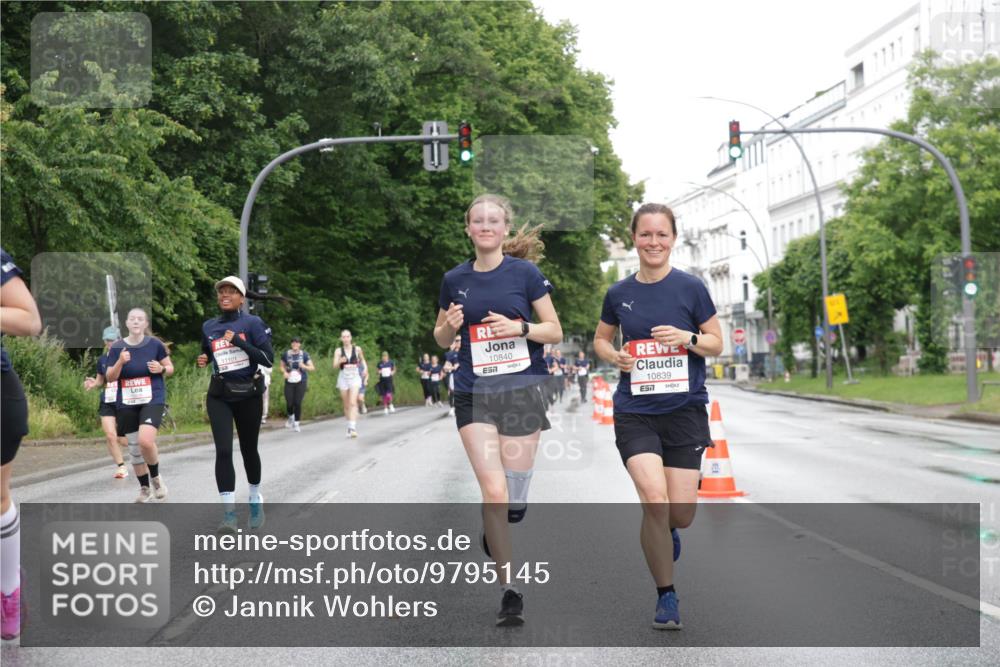 14.06.2026 - REWE Women's Run Jannik Wohlers http://msf.ph/oto/9795145 14.06.2026 09:55:59 Laufen 10840, 7, 10839, 7 meine-sportfotos.de