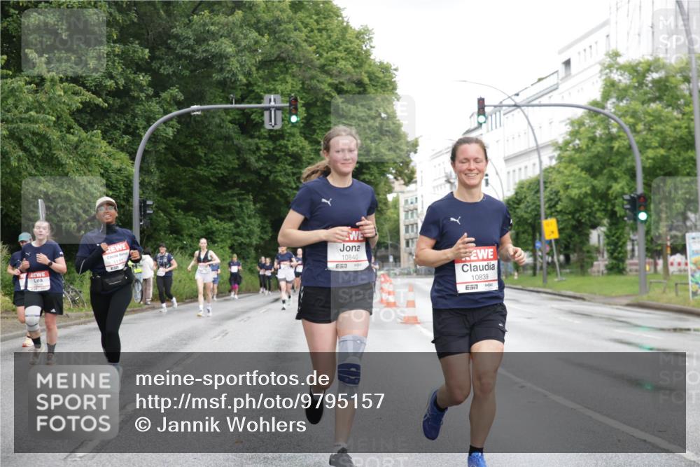 14.06.2026 - REWE Women's Run Jannik Wohlers http://msf.ph/oto/9795157 14.06.2026 09:55:59 Laufen 57, 10840, 7, 10839, 7 meine-sportfotos.de