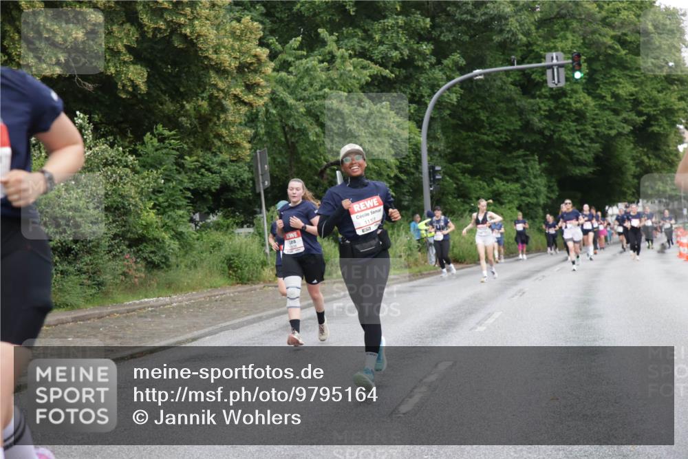 14.06.2026 - REWE Women's Run Jannik Wohlers http://msf.ph/oto/9795164 14.06.2026 09:56:00 Laufen 11101 meine-sportfotos.de