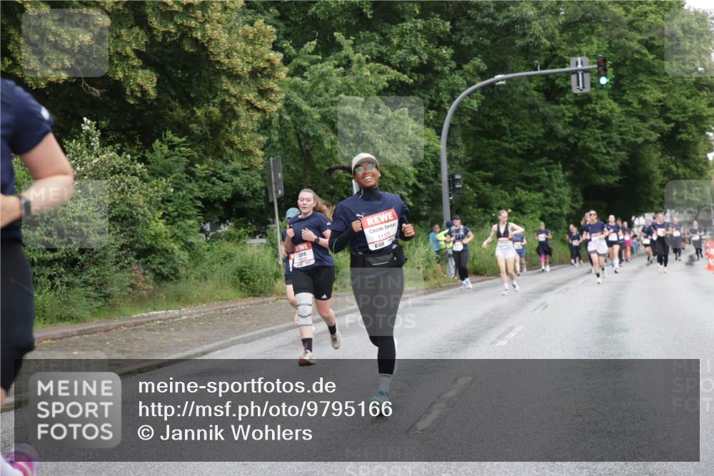 14.06.2026 - REWE Women's Run Jannik Wohlers http://msf.ph/oto/9795166 14.06.2026 09:56:00 Laufen 11101, 7 meine-sportfotos.de