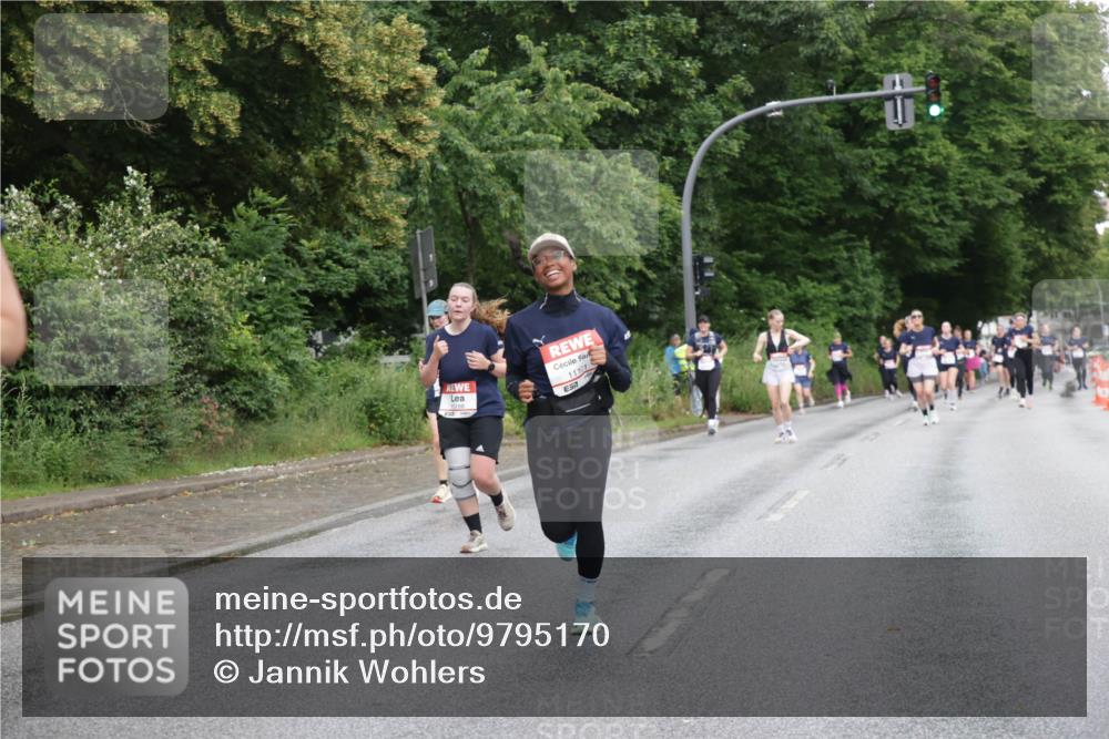 14.06.2026 - REWE Women's Run Jannik Wohlers http://msf.ph/oto/9795170 14.06.2026 09:56:00 Laufen 11107, 7 meine-sportfotos.de