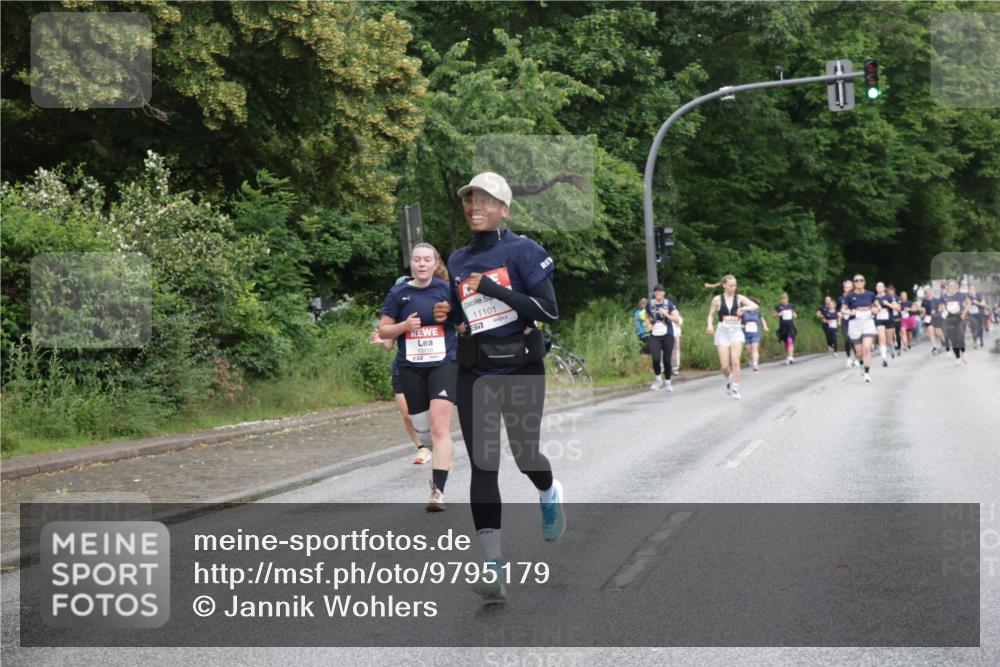 14.06.2026 - REWE Women's Run Jannik Wohlers http://msf.ph/oto/9795179 14.06.2026 09:56:01 Laufen 10188, 11101 meine-sportfotos.de