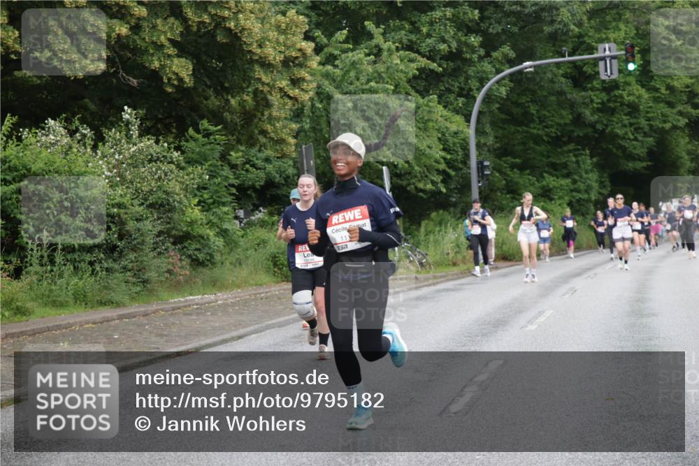 14.06.2026 - REWE Women's Run Jannik Wohlers http://msf.ph/oto/9795182 14.06.2026 09:56:01 Laufen 11, 7, 10188 meine-sportfotos.de