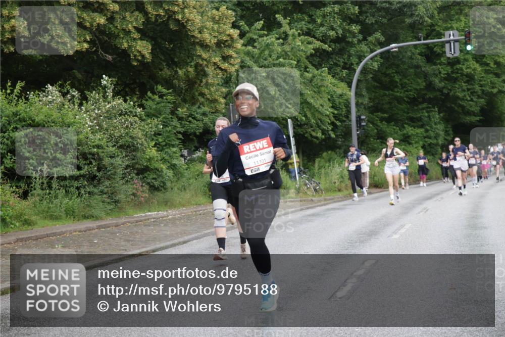 14.06.2026 - REWE Women's Run Jannik Wohlers http://msf.ph/oto/9795188 14.06.2026 09:56:01 Laufen 11101, 657 meine-sportfotos.de