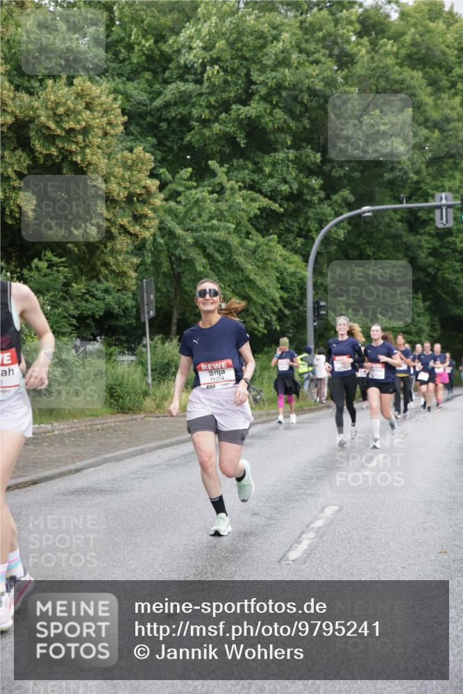 14.06.2026 - REWE Women's Run Jannik Wohlers http://msf.ph/oto/9795241 14.06.2026 09:56:08 Laufen 11324, 657 meine-sportfotos.de