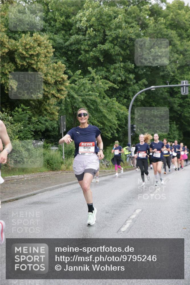 14.06.2026 - REWE Women's Run Jannik Wohlers http://msf.ph/oto/9795246 14.06.2026 09:56:08 Laufen 11324, 57 meine-sportfotos.de