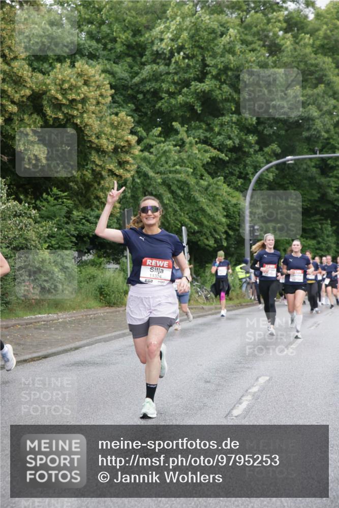 14.06.2026 - REWE Women's Run Jannik Wohlers http://msf.ph/oto/9795253 14.06.2026 09:56:08 Laufen 11324, 7 meine-sportfotos.de