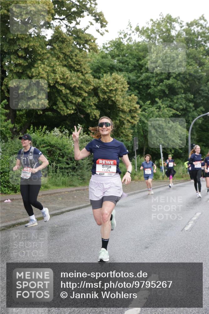 14.06.2026 - REWE Women's Run Jannik Wohlers http://msf.ph/oto/9795267 14.06.2026 09:56:09 Laufen 11324, 57 meine-sportfotos.de