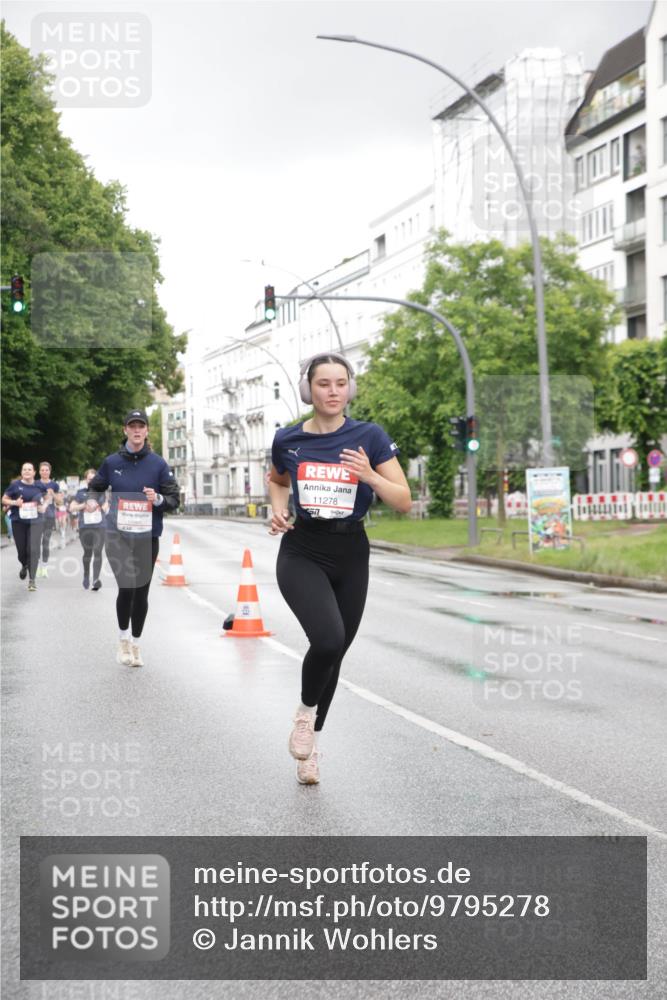 14.06.2026 - REWE Women's Run Jannik Wohlers http://msf.ph/oto/9795278 14.06.2026 09:56:11 Laufen 11278 meine-sportfotos.de