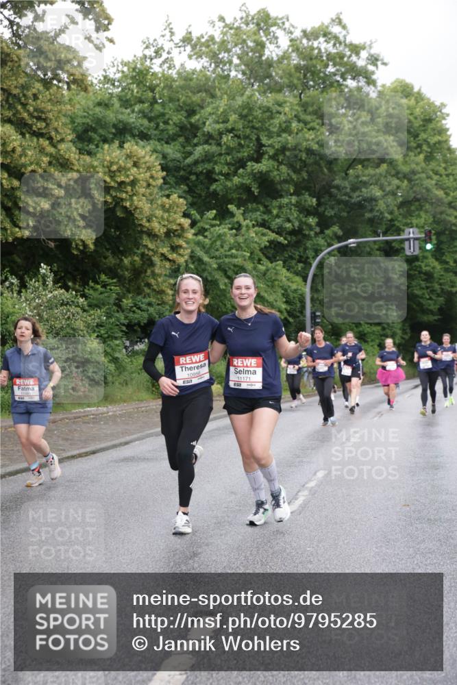 14.06.2026 - REWE Women's Run Jannik Wohlers http://msf.ph/oto/9795285 14.06.2026 09:56:12 Laufen 11483, 10956, 57, 11171 meine-sportfotos.de
