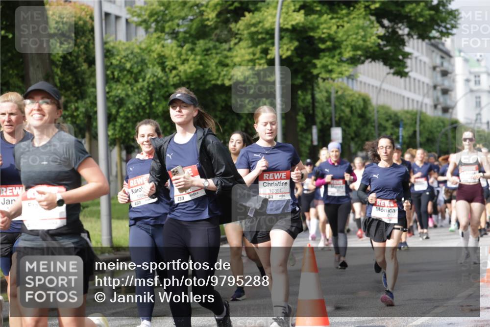 14.06.2026 - REWE Women's Run Jannik Wohlers http://msf.ph/oto/9795288 14.06.2026 09:09:29 Laufen 1068, 57, 10391 meine-sportfotos.de