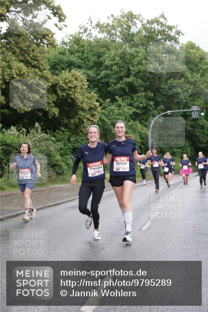 14.06.2026 - REWE Women's Run Jannik Wohlers http://msf.ph/oto/9795289 14.06.2026 09:56:12 Laufen 10956, 11171, 57 meine-sportfotos.de