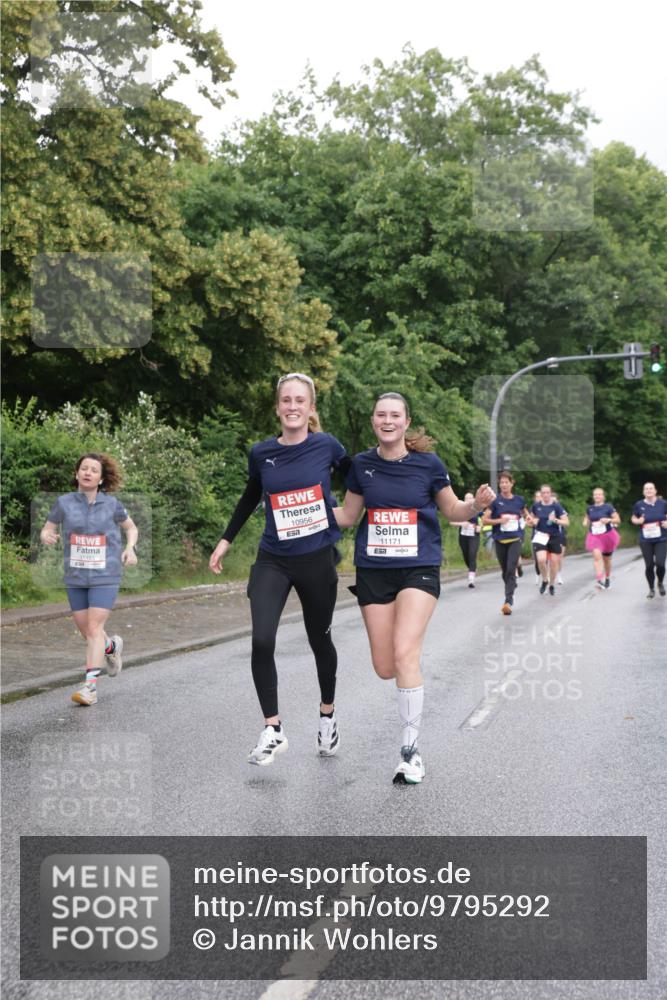 14.06.2026 - REWE Women's Run Jannik Wohlers http://msf.ph/oto/9795292 14.06.2026 09:56:12 Laufen 10956, 11171 meine-sportfotos.de