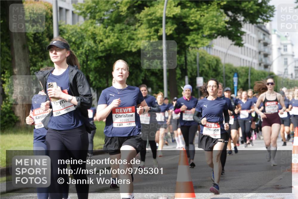 14.06.2026 - REWE Women's Run Jannik Wohlers http://msf.ph/oto/9795301 14.06.2026 09:09:30 Laufen 10117, 10391 meine-sportfotos.de