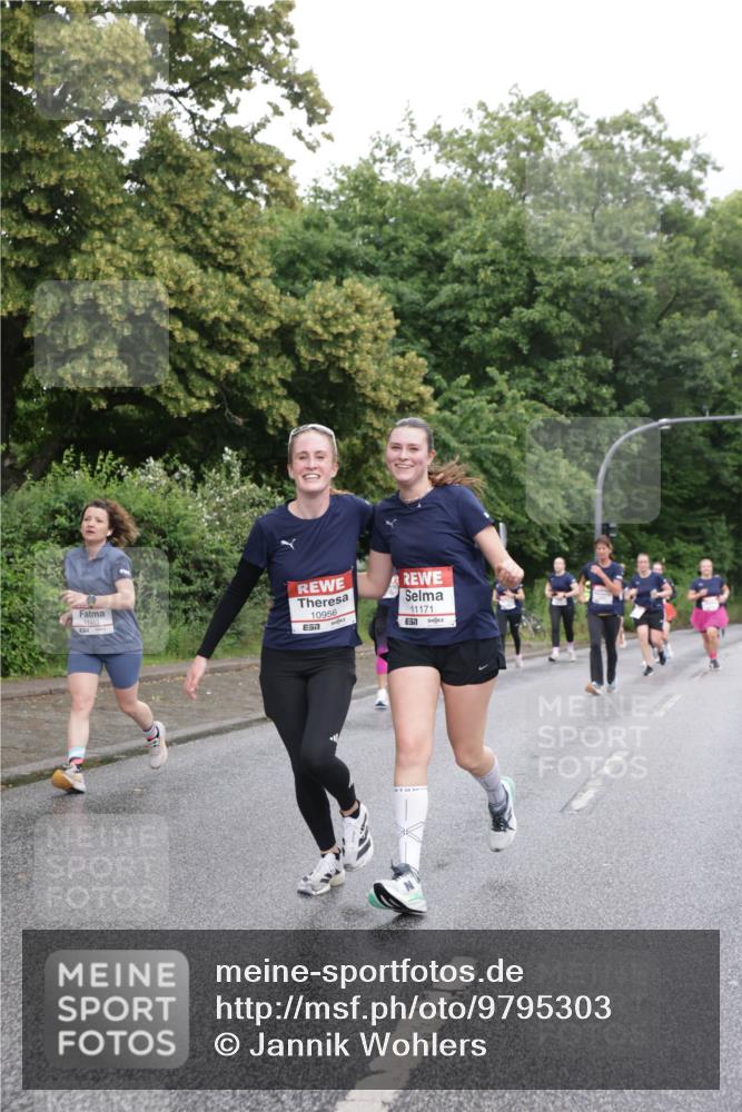 14.06.2026 - REWE Women's Run Jannik Wohlers http://msf.ph/oto/9795303 14.06.2026 09:56:12 Laufen 10956, 57, 11171, 51 meine-sportfotos.de