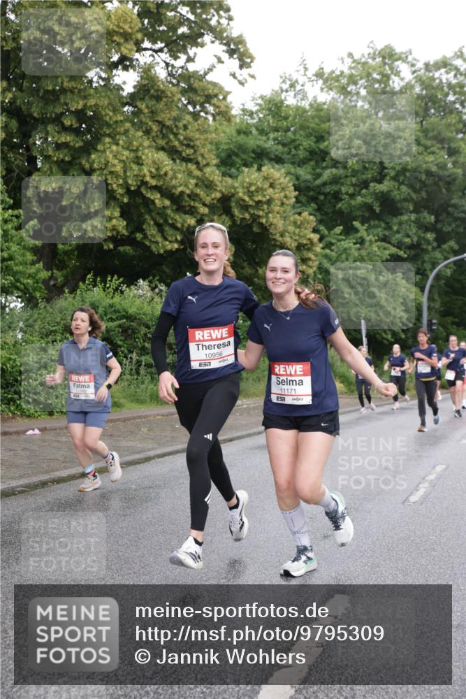 14.06.2026 - REWE Women's Run Jannik Wohlers http://msf.ph/oto/9795309 14.06.2026 09:56:12 Laufen 10956, 11483, 7, 11171 meine-sportfotos.de