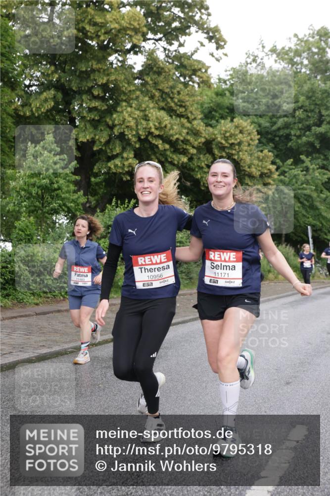 14.06.2026 - REWE Women's Run Jannik Wohlers http://msf.ph/oto/9795318 14.06.2026 09:56:12 Laufen 10956, 57, 11171, 7 meine-sportfotos.de