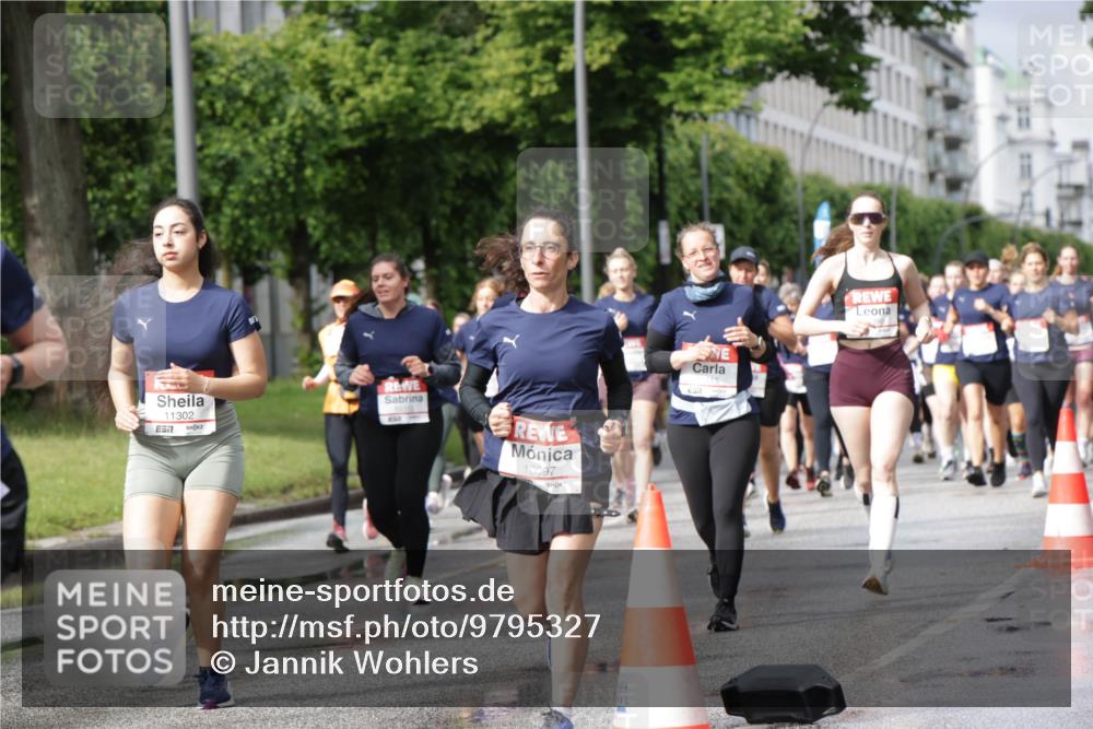 14.06.2026 - REWE Women's Run Jannik Wohlers http://msf.ph/oto/9795327 14.06.2026 09:09:31 Laufen 11302, 10097 meine-sportfotos.de
