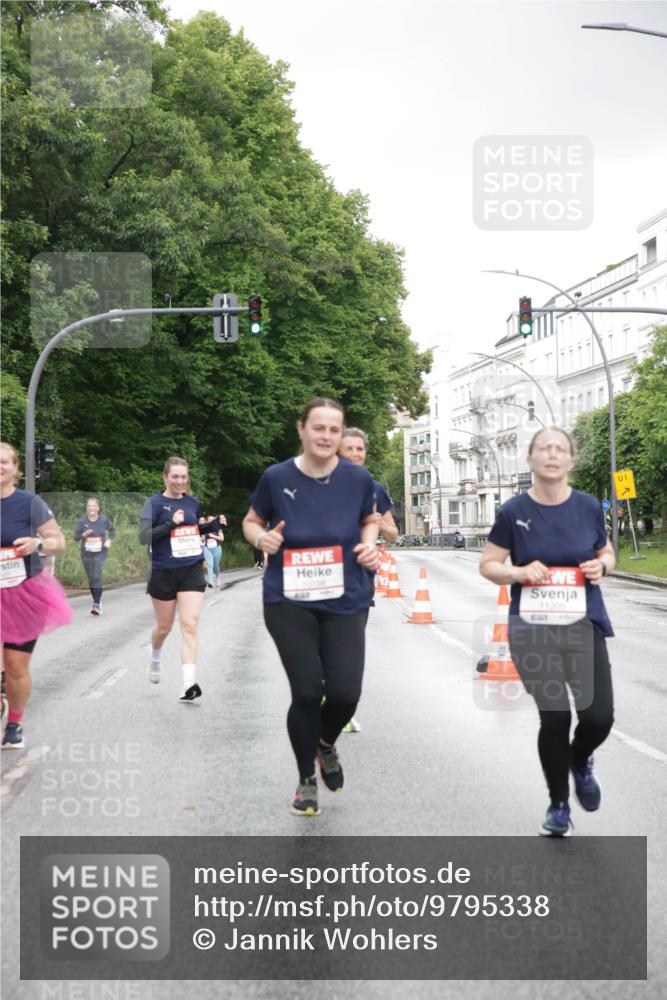 14.06.2026 - REWE Women's Run Jannik Wohlers http://msf.ph/oto/9795338 14.06.2026 09:56:16 Laufen 10198, 11205, 837, 1, 7 meine-sportfotos.de
