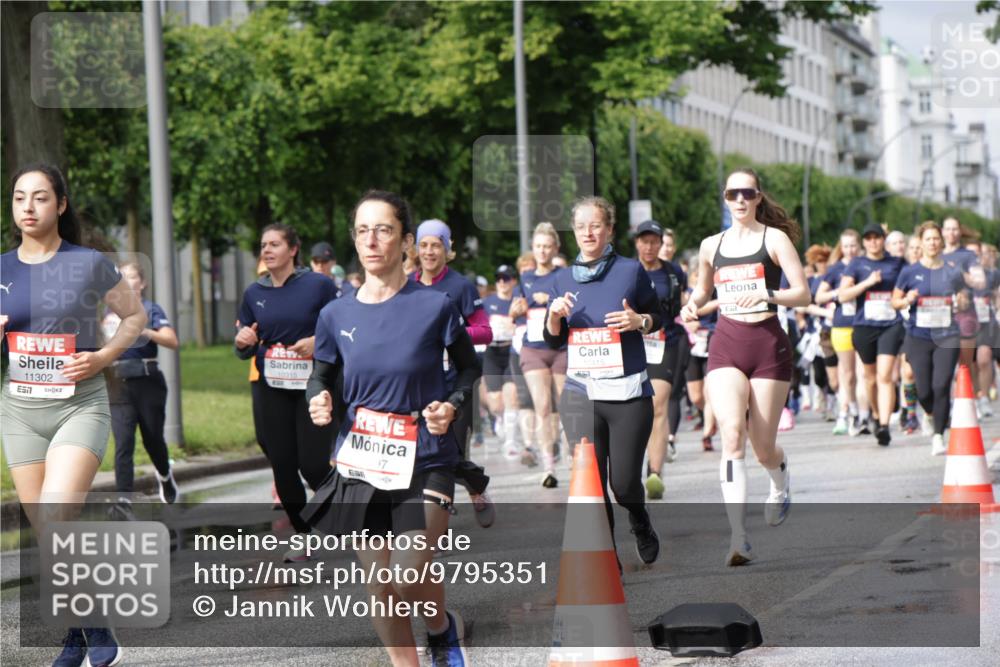 14.06.2026 - REWE Women's Run Jannik Wohlers http://msf.ph/oto/9795351 14.06.2026 09:09:31 Laufen 11302, 10315, 6, 97 meine-sportfotos.de