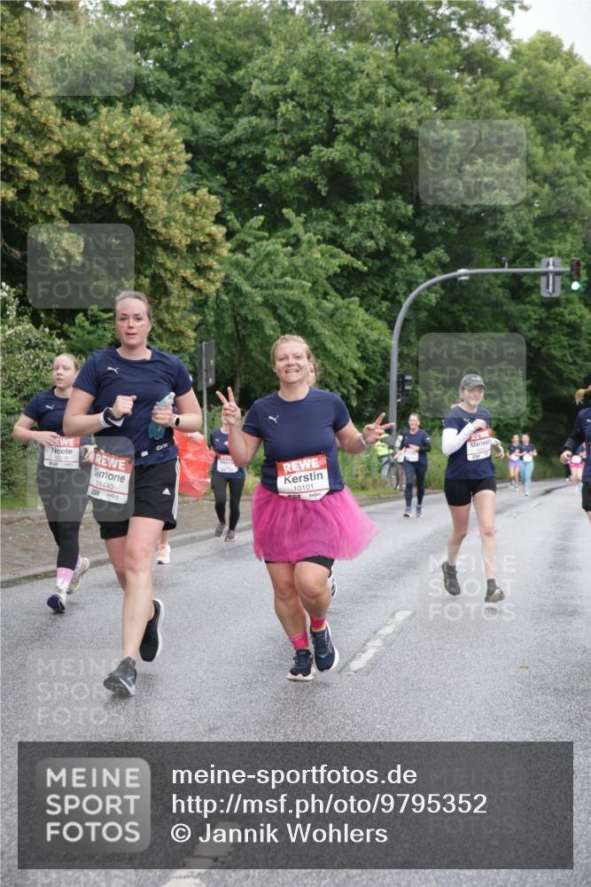 14.06.2026 - REWE Women's Run Jannik Wohlers http://msf.ph/oto/9795352 14.06.2026 09:56:17 Laufen 10522, 11440, 10101 meine-sportfotos.de