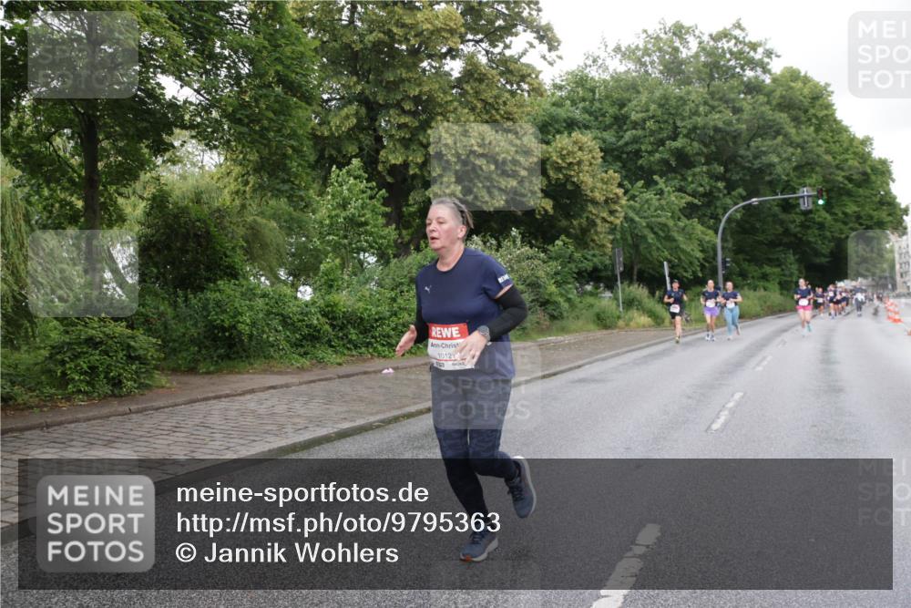 14.06.2026 - REWE Women's Run Jannik Wohlers http://msf.ph/oto/9795363 14.06.2026 09:56:24 Laufen 1012 meine-sportfotos.de
