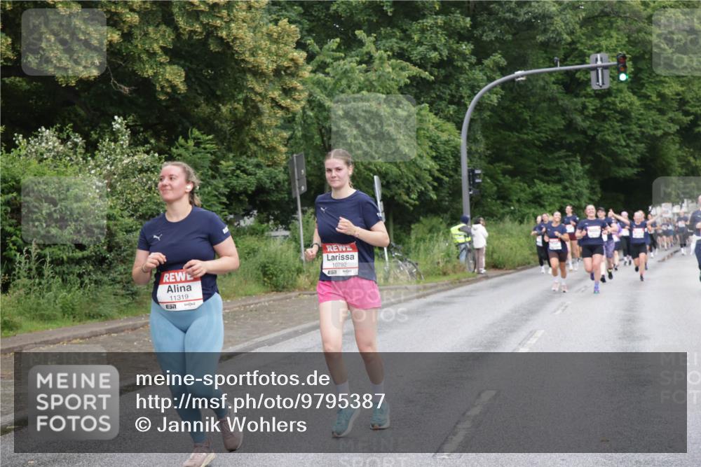 14.06.2026 - REWE Women's Run Jannik Wohlers http://msf.ph/oto/9795387 14.06.2026 09:56:29 Laufen 11319, 7, 10792, 57 meine-sportfotos.de