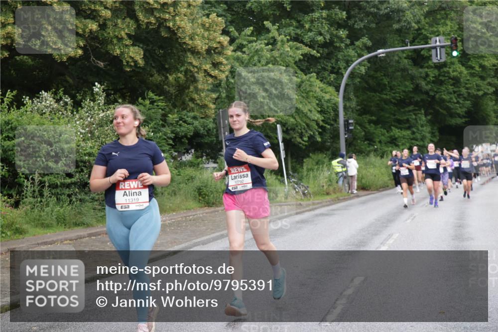 14.06.2026 - REWE Women's Run Jannik Wohlers http://msf.ph/oto/9795391 14.06.2026 09:56:29 Laufen 11319, 7, 10792, 57 meine-sportfotos.de