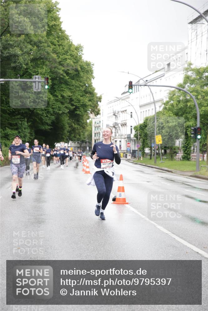 14.06.2026 - REWE Women's Run Jannik Wohlers http://msf.ph/oto/9795397 14.06.2026 09:56:34 Laufen  meine-sportfotos.de