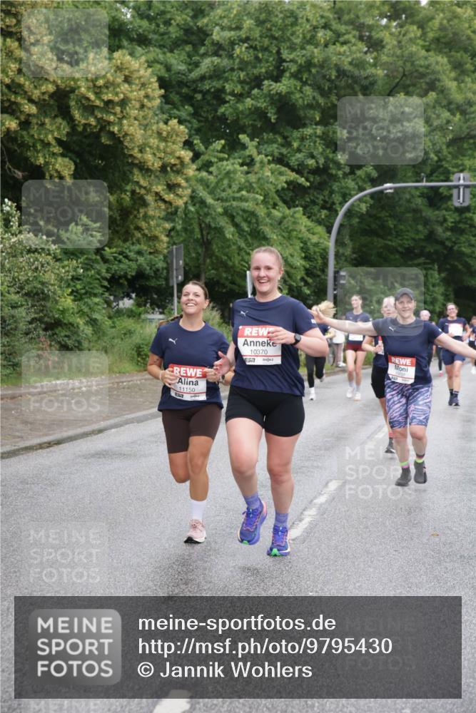 14.06.2026 - REWE Women's Run Jannik Wohlers http://msf.ph/oto/9795430 14.06.2026 09:56:35 Laufen 11150, 10370, 7 meine-sportfotos.de