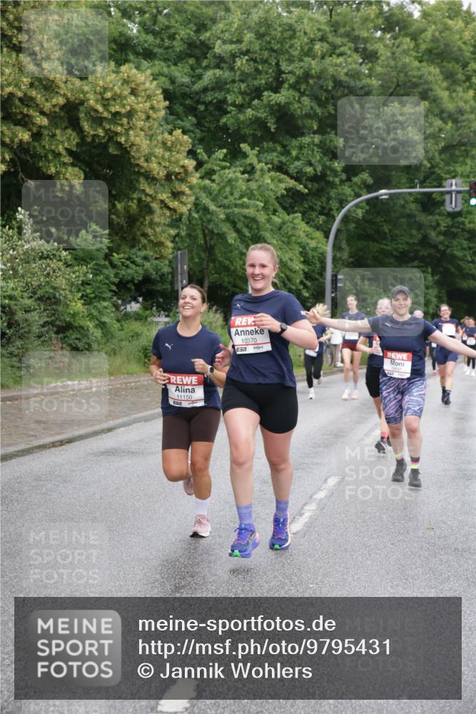 14.06.2026 - REWE Women's Run Jannik Wohlers http://msf.ph/oto/9795431 14.06.2026 09:56:35 Laufen 11150, 10370, 7 meine-sportfotos.de