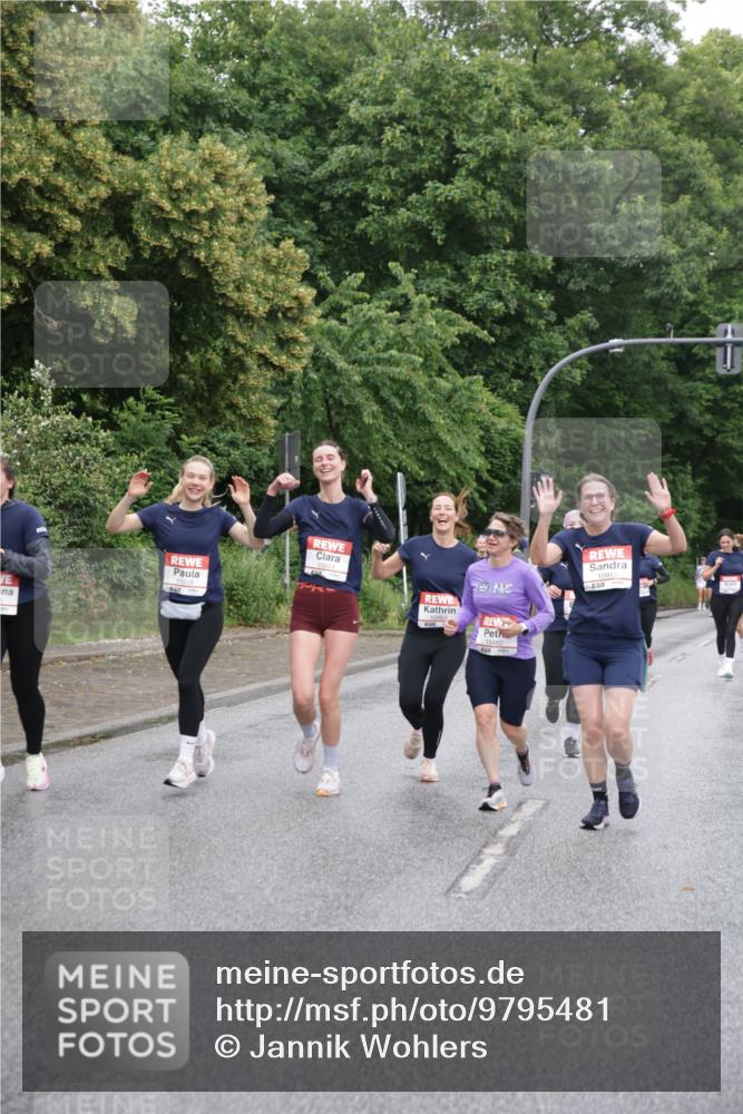 14.06.2026 - REWE Women's Run Jannik Wohlers http://msf.ph/oto/9795481 14.06.2026 09:56:39 Laufen 10915 meine-sportfotos.de