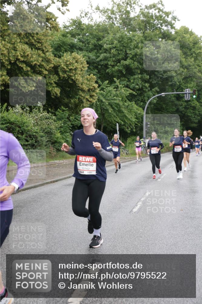 14.06.2026 - REWE Women's Run Jannik Wohlers http://msf.ph/oto/9795522 14.06.2026 09:56:42 Laufen 10162, 7 meine-sportfotos.de