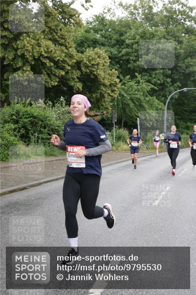14.06.2026 - REWE Women's Run Jannik Wohlers http://msf.ph/oto/9795530 14.06.2026 09:56:42 Laufen 10162, 517 meine-sportfotos.de