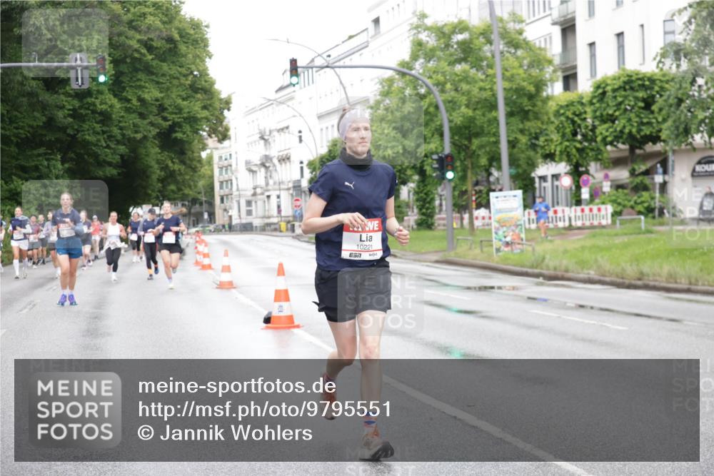 14.06.2026 - REWE Women's Run Jannik Wohlers http://msf.ph/oto/9795551 14.06.2026 09:56:49 Laufen 10221, 7 meine-sportfotos.de