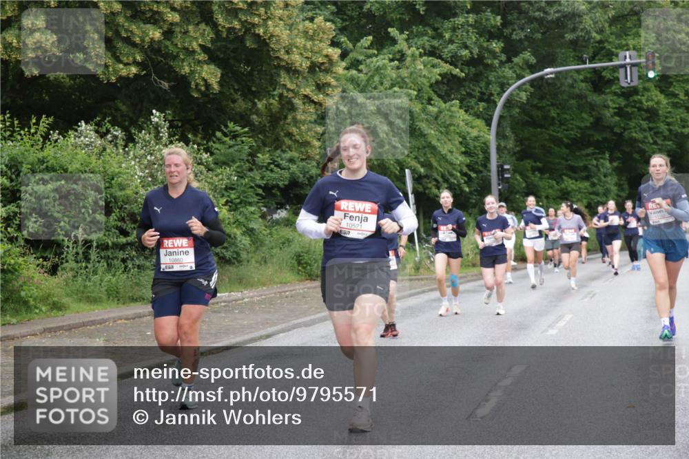 14.06.2026 - REWE Women's Run Jannik Wohlers http://msf.ph/oto/9795571 14.06.2026 09:56:52 Laufen 10860, 10521, 7, 11162 meine-sportfotos.de
