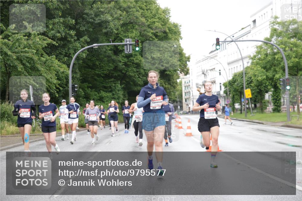 14.06.2026 - REWE Women's Run Jannik Wohlers http://msf.ph/oto/9795577 14.06.2026 09:56:53 Laufen 11162 meine-sportfotos.de
