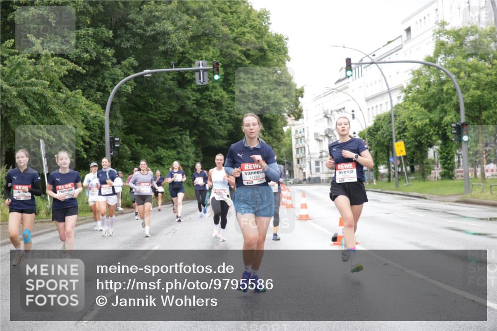 14.06.2026 - REWE Women's Run Jannik Wohlers http://msf.ph/oto/9795586 14.06.2026 09:56:53 Laufen 11162, 10756 meine-sportfotos.de