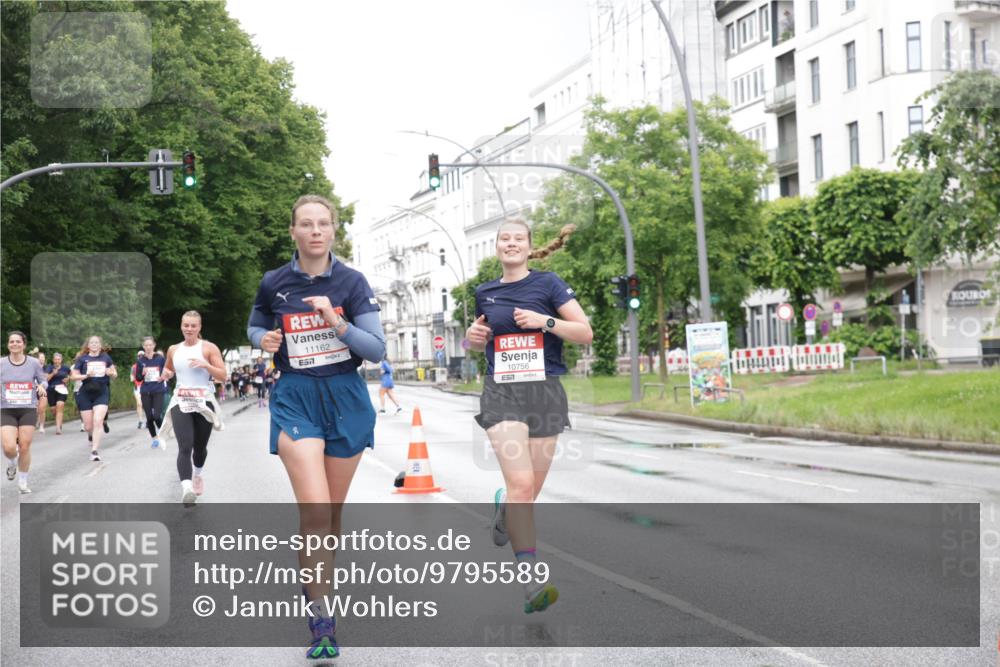14.06.2026 - REWE Women's Run Jannik Wohlers http://msf.ph/oto/9795589 14.06.2026 09:56:54 Laufen 11162, 57, 3, 10756, 57 meine-sportfotos.de
