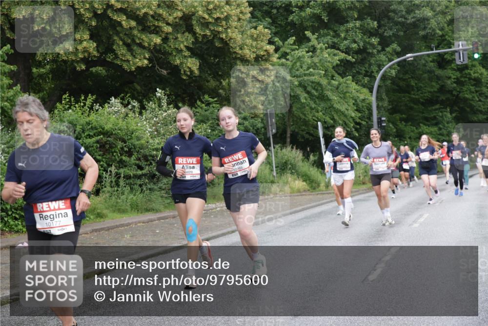 14.06.2026 - REWE Women's Run Jannik Wohlers http://msf.ph/oto/9795600 14.06.2026 09:56:55 Laufen 10177, 57, 0828, 10966 meine-sportfotos.de