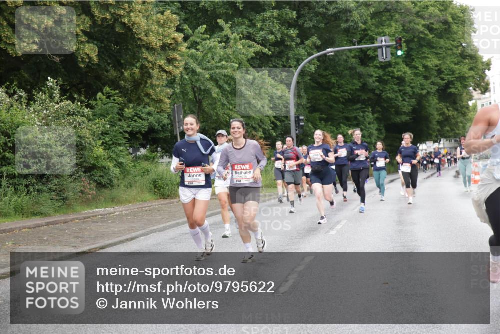 14.06.2026 - REWE Women's Run Jannik Wohlers http://msf.ph/oto/9795622 14.06.2026 09:56:56 Laufen 11075 meine-sportfotos.de