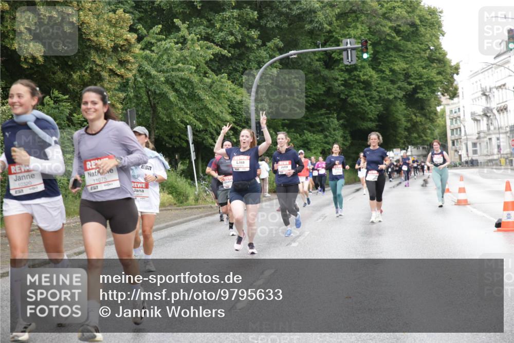 14.06.2026 - REWE Women's Run Jannik Wohlers http://msf.ph/oto/9795633 14.06.2026 09:56:57 Laufen 10320, 11075, 517, 1, 10831, 11375 meine-sportfotos.de