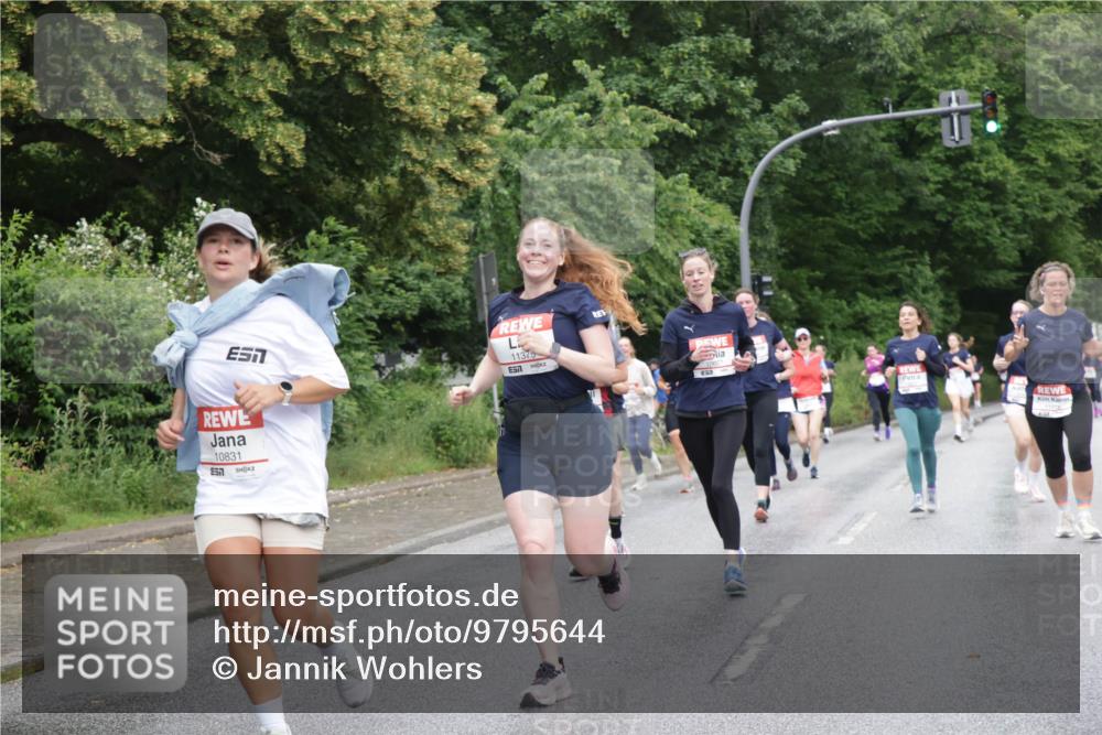 14.06.2026 - REWE Women's Run Jannik Wohlers http://msf.ph/oto/9795644 14.06.2026 09:56:59 Laufen 10831, 11375 meine-sportfotos.de
