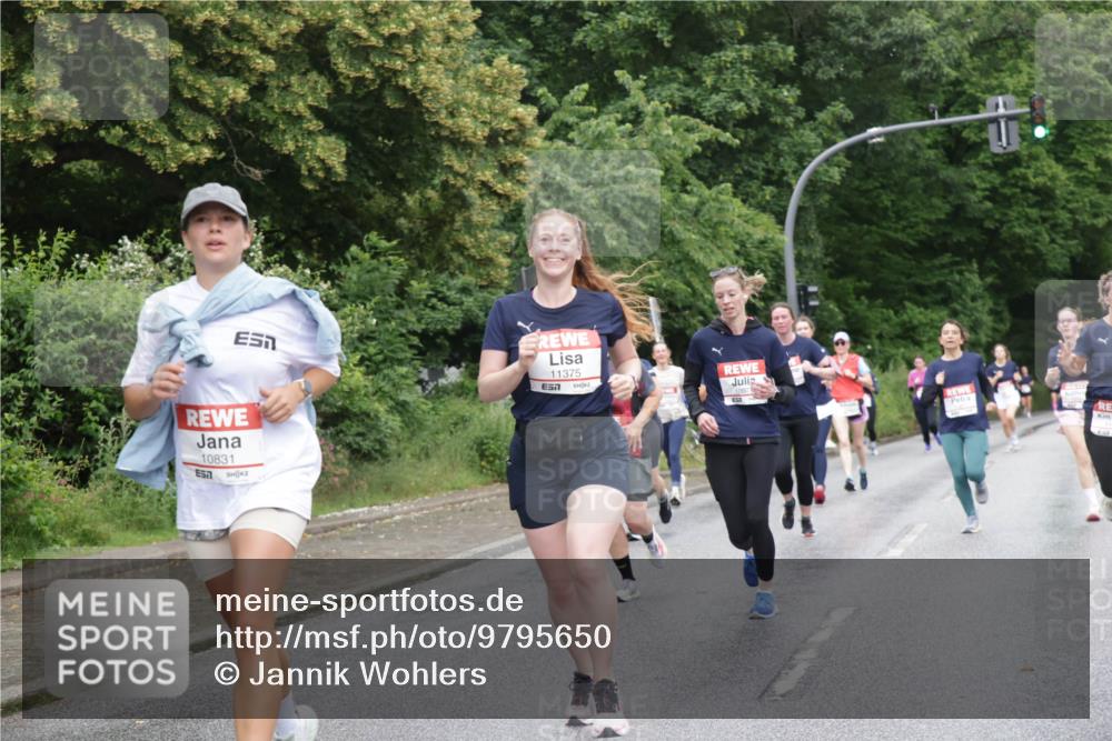 14.06.2026 - REWE Women's Run Jannik Wohlers http://msf.ph/oto/9795650 14.06.2026 09:56:59 Laufen 11375, 10831, 65 meine-sportfotos.de