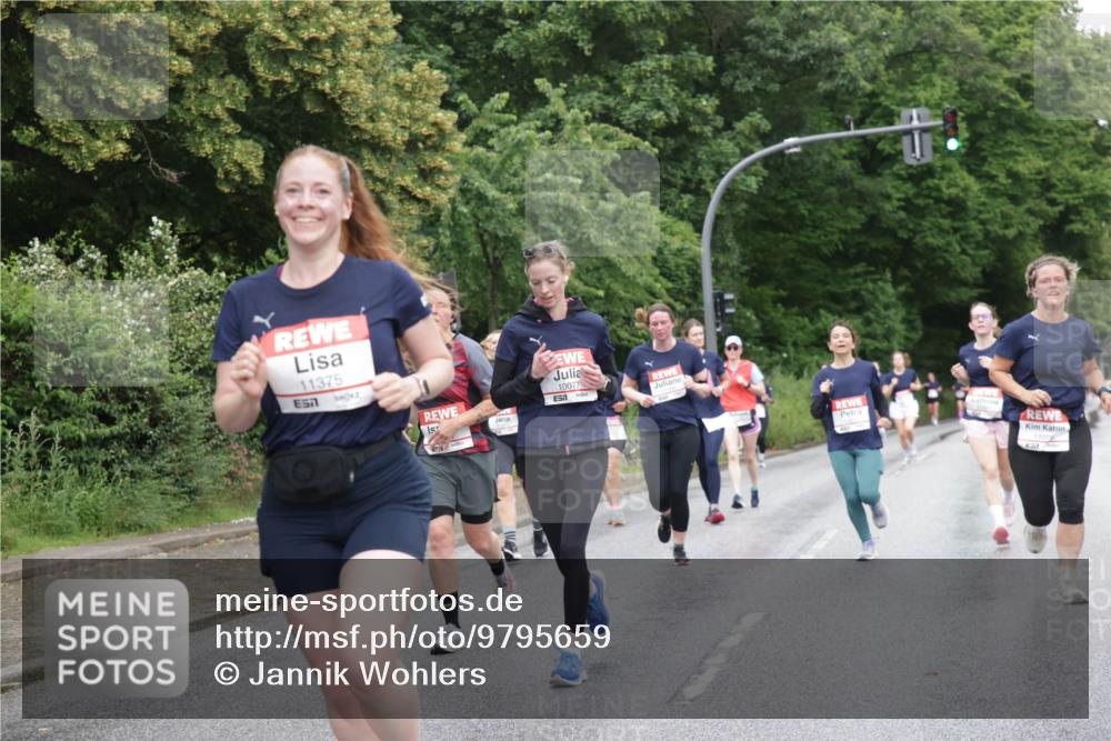 14.06.2026 - REWE Women's Run Jannik Wohlers http://msf.ph/oto/9795659 14.06.2026 09:57:00 Laufen 11375, 10077, 57, 1107 meine-sportfotos.de