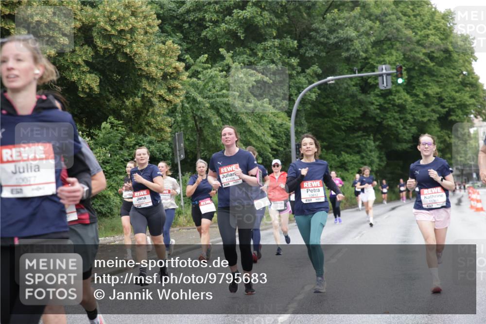 14.06.2026 - REWE Women's Run Jannik Wohlers http://msf.ph/oto/9795683 14.06.2026 09:57:01 Laufen 10077, 11191, 11206, 10812, 57, 11361 meine-sportfotos.de