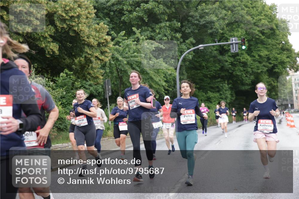 14.06.2026 - REWE Women's Run Jannik Wohlers http://msf.ph/oto/9795687 14.06.2026 09:57:02 Laufen 67, 11191, 1120, 10812, 57, 11361 meine-sportfotos.de