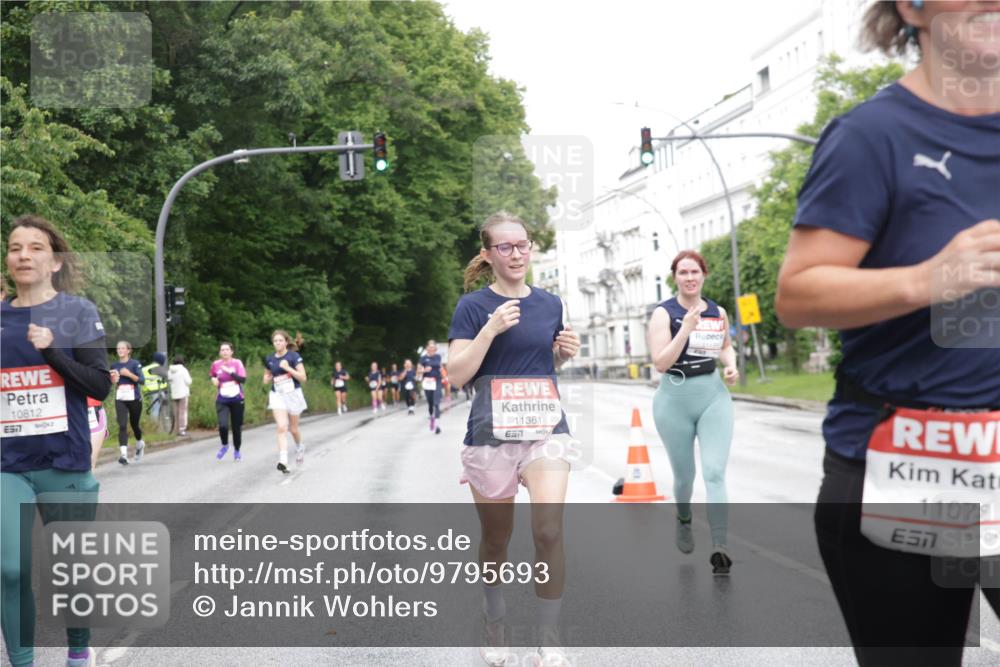 14.06.2026 - REWE Women's Run Jannik Wohlers http://msf.ph/oto/9795693 14.06.2026 09:57:02 Laufen 10812, 517, 11361, 1107, 7 meine-sportfotos.de